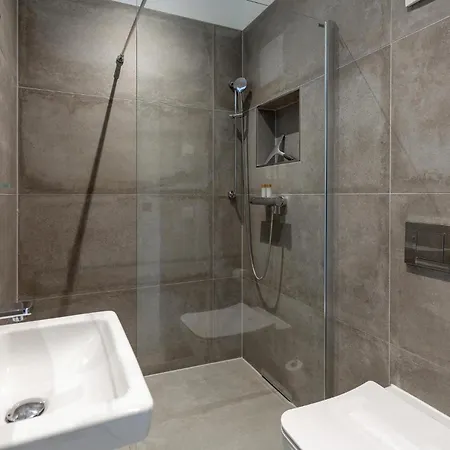 Master Apartment